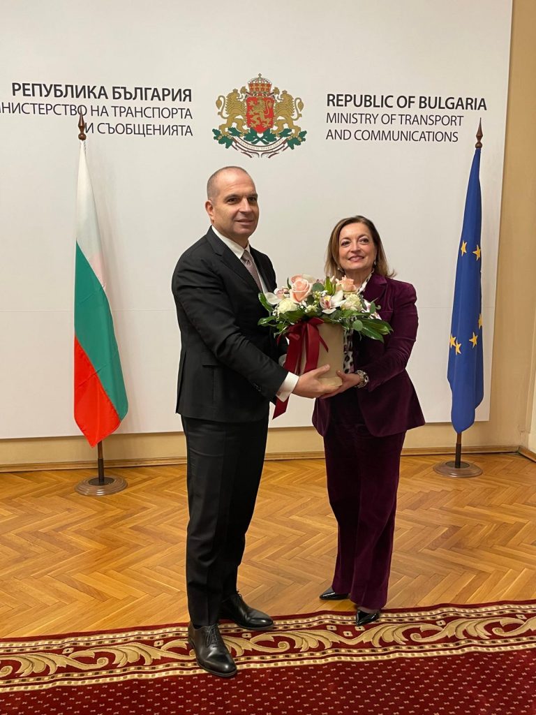 b0a9798e-cf81-4d0e-860d-769fadbc1a71