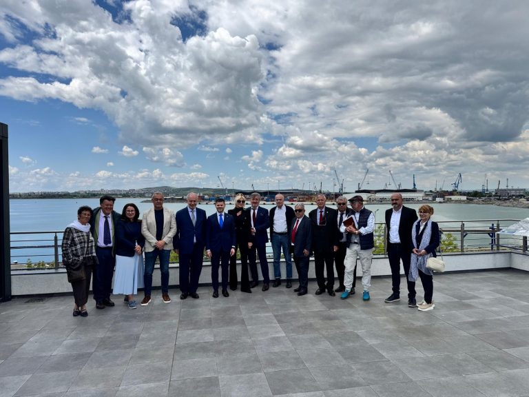 PHOTO-2025-05-14-19-57-45