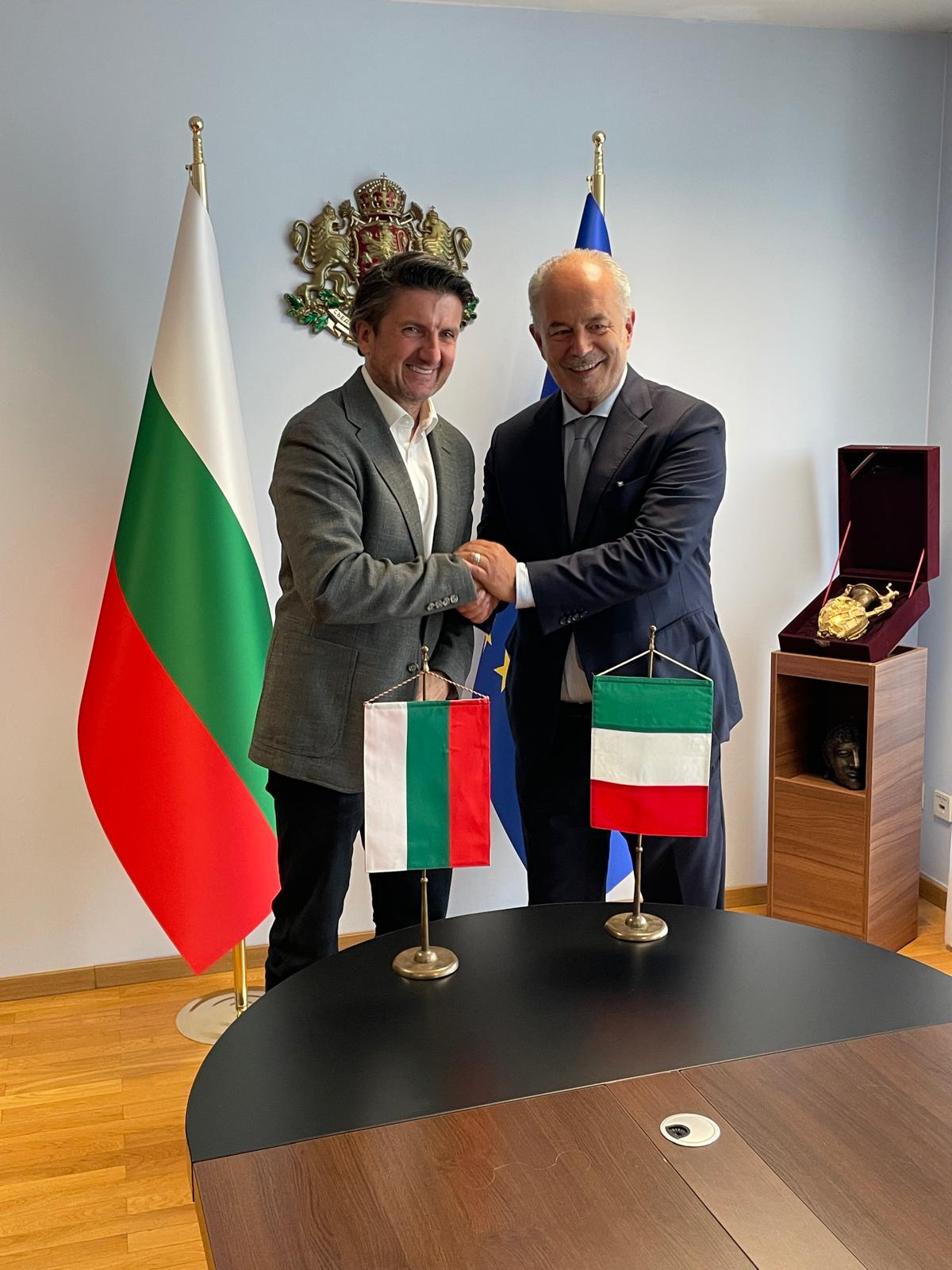 PHOTO-2025-08-26-15-53-08